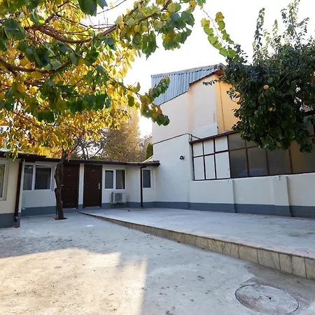 Stanford בוקרשט