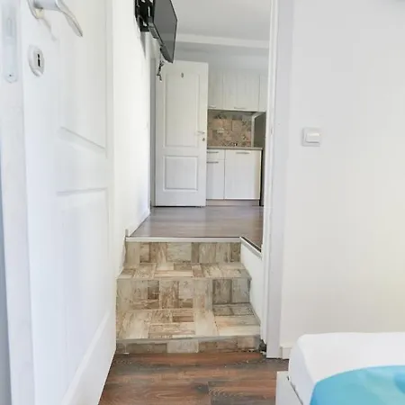 Stanford * Bukarest