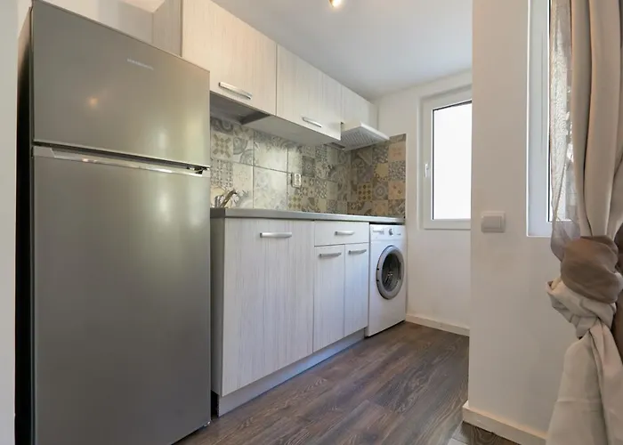 Готель Stanford *